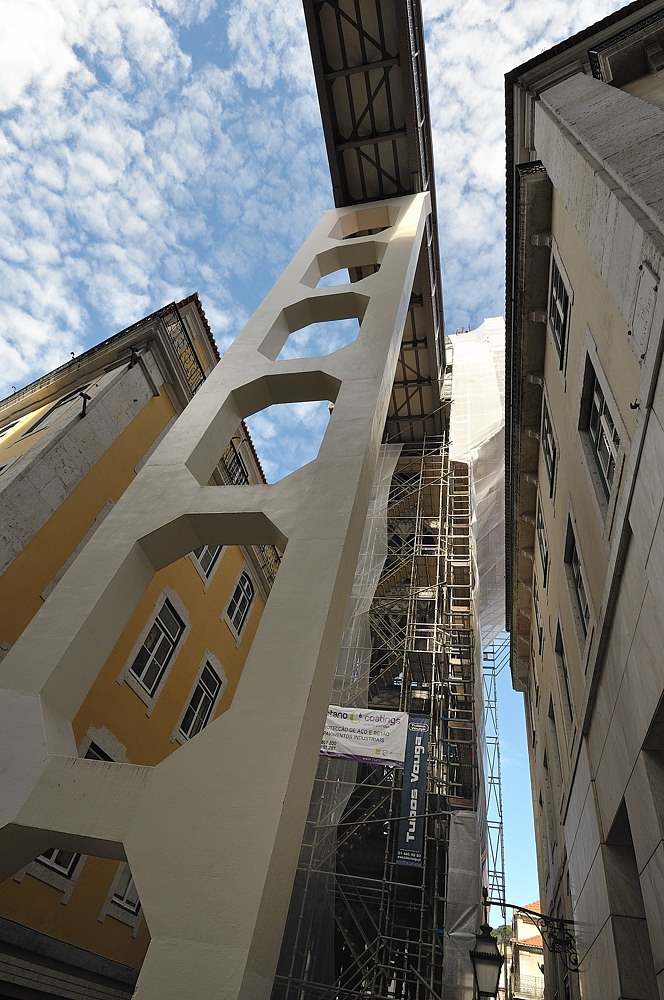 лифт Санта Жуста в Лиссабоне
