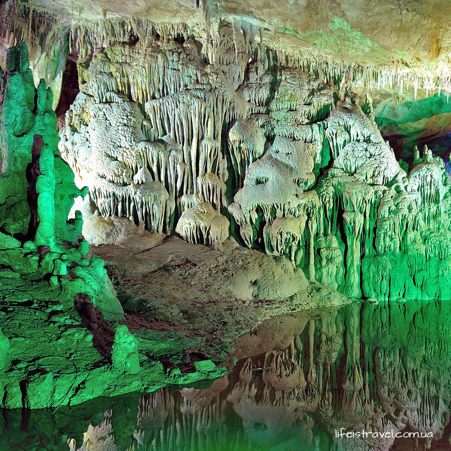 Пещера Прометея (Кумистави) в Грузии