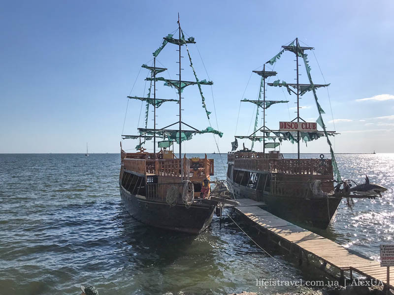 пиратский корабль Бердянск