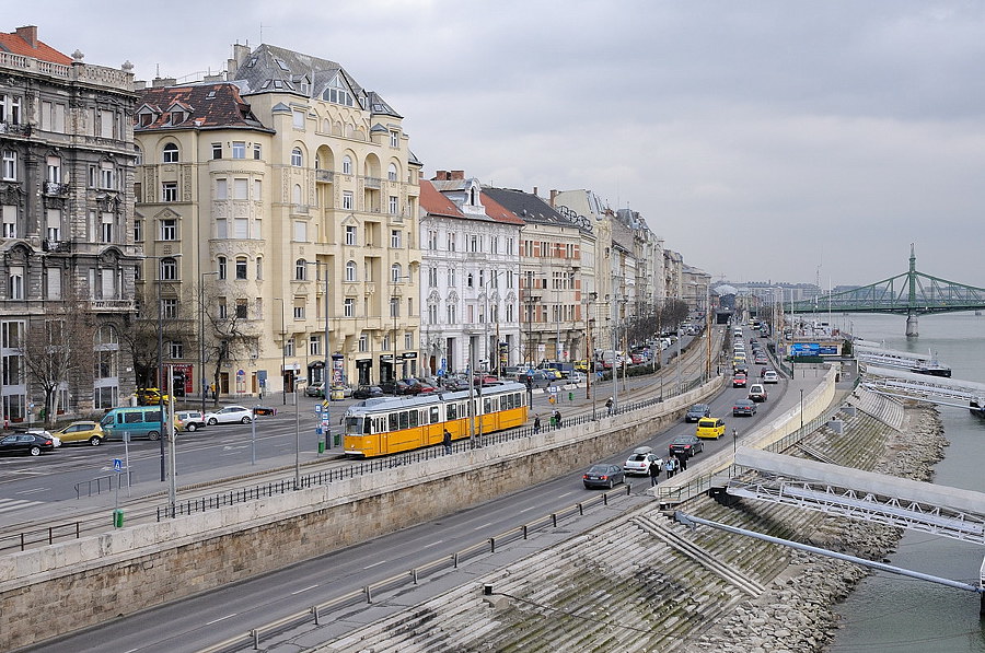 Будапешт, трамвай и набережная