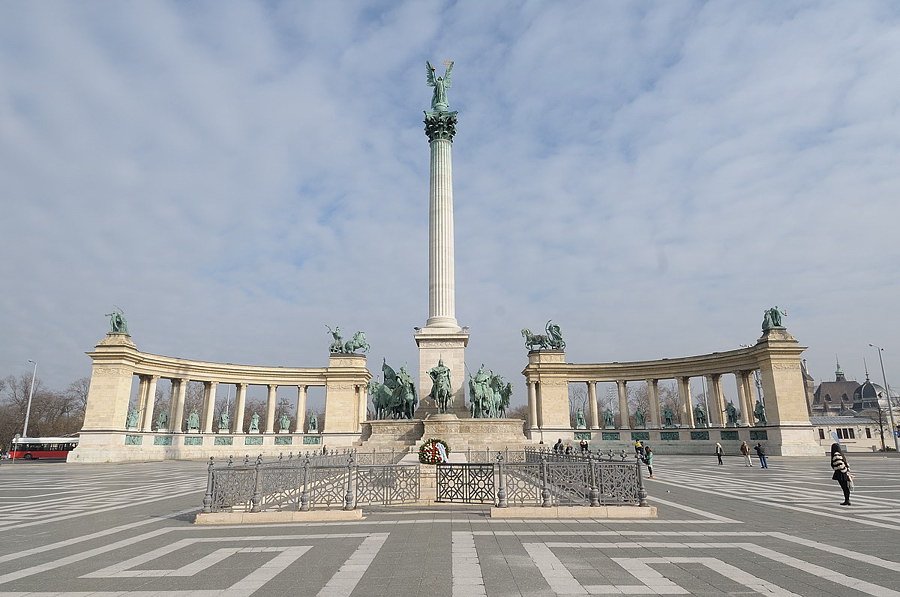 площадь Героев, Будапешт