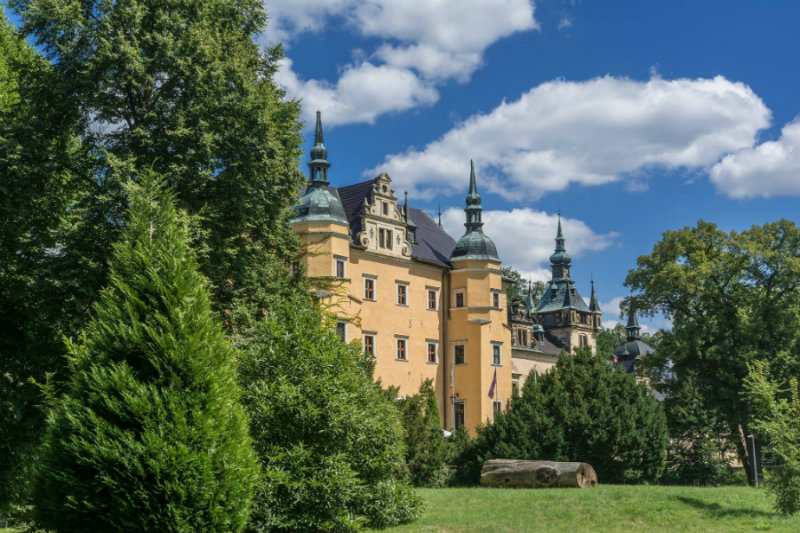 замок Кличкув в Польше