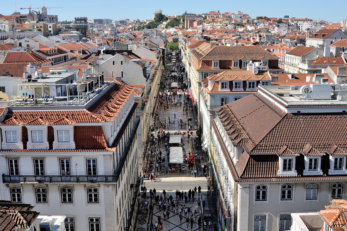 Лиссабон. Вид с триумфальной арки на площади коммерции