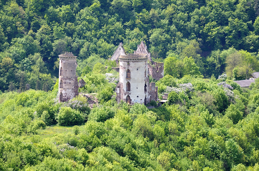 Замок в Ныркове