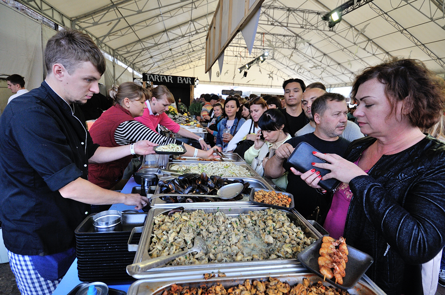 фестиваль уличной еды в Киеве