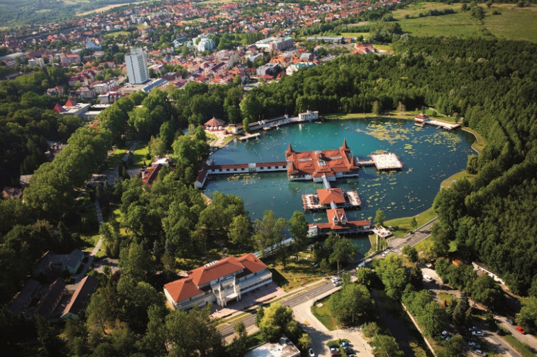 озеро Хевиз, Венгрия